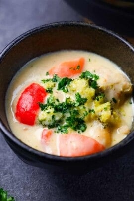 Japanese cream stew with chicken and vegetables
