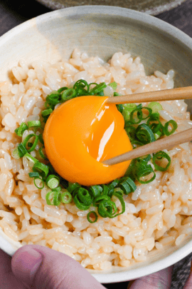 Breaking the egg yolk with chopsticks (Tamago Kake Gohan) thumbnail